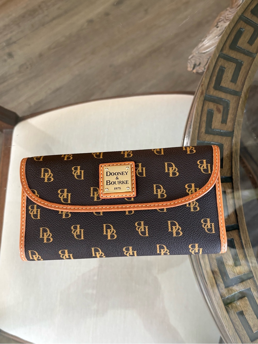 🤎🤎DOONEY & BOURKE BLAKELY CONTINENTAL SIGNATURE MONOGRAM WALLET! 🤎🤎 - Picture 4 of 7